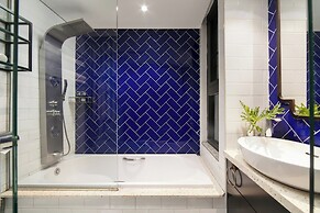 Carillon Boutique Hotel