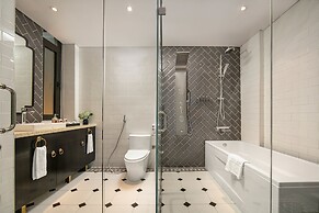 Carillon Boutique Hotel