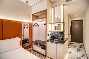 CC Palace Hotel Roma