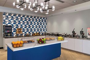 Fairfield Inn & Suites By Marriott Norfolk