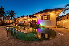 3 BR Pool Villa in Great Location CV3