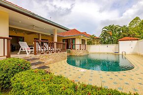 3 BR Pool Villa in Great Location CV3