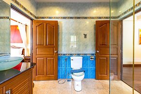 3 BR Pool Villa in Great Location CV3