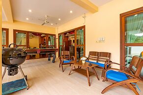 3 BR Pool Villa in Great Location CV3