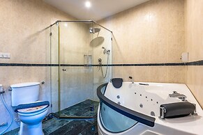 3 BR Pool Villa in Great Location CV3