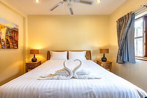 3 BR Pool Villa in Great Location CV3