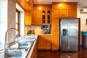 3 BR Pool Villa in Great Location CV3