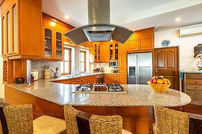 3 BR Pool Villa in Great Location CV3