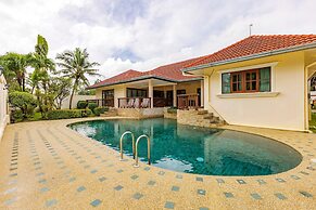 3 BR Pool Villa in Great Location CV3