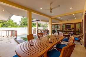 3 BR Pool Villa in Great Location CV3