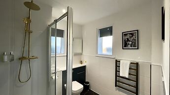 The Old Post Office by Deuce Hotels