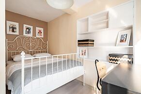 Charming and Central Flat Near Macka Park