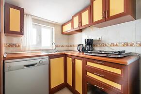 Charming and Central Flat Near Macka Park