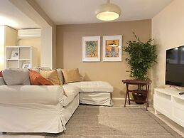 Charming and Central Flat Near Macka Park