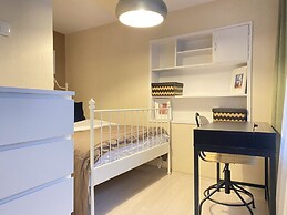 Charming and Central Flat Near Macka Park