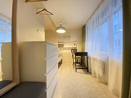 Charming and Central Flat Near Macka Park