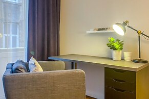 Sleek Flat Within Walking Distance to Pera Museum