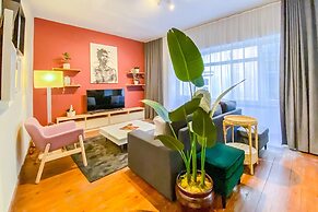Sleek Flat Within Walking Distance to Pera Museum