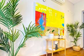 Sleek Flat Within Walking Distance to Pera Museum