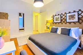 Sleek Flat Within Walking Distance to Pera Museum