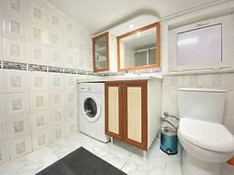 Centrally Located Chic Flat Near Macka Park