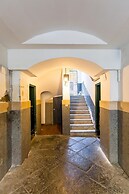 Portico 17 - Charming House Close Promenade