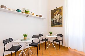 Portico 17 - Charming House Close Promenade