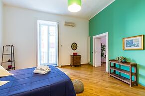 Portico 17 - Charming House Close Promenade