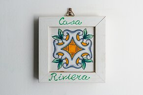 Portico 17 - Charming House Close Promenade