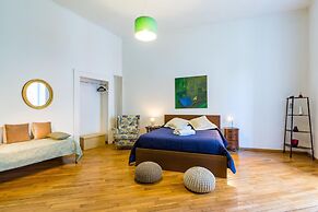 Portico 17 - Charming House Close Promenade