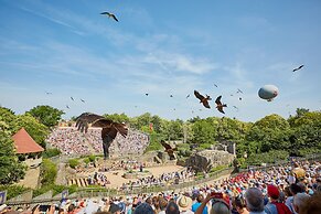 Puy du Fou France - Hotel Les Iles de Clovis