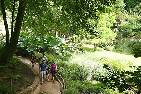 Puy du Fou France - Hotel Les Iles de Clovis