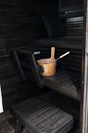 2ndhomes Gorgeous 3BR Apartment w Sauna