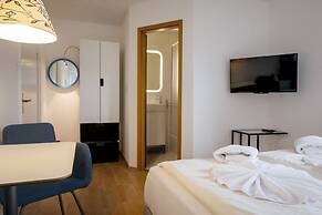 Greenhouse Apartments