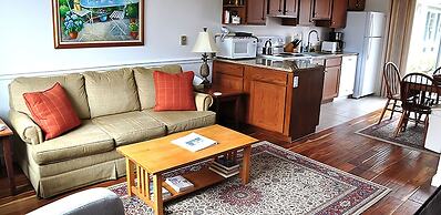 Brant Point Courtyard