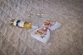 Cosy and Large Studio in Heraklion Crete, Greece