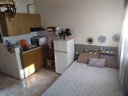 Cosy and Large Studio in Heraklion Crete, Greece