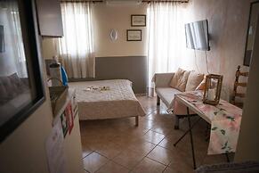 Cosy and Large Studio in Heraklion Crete, Greece