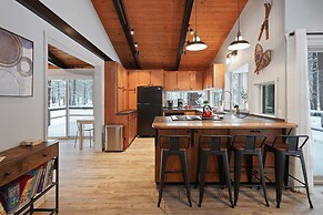 12 Quartz Mountain 2 Bedroom Home by RedAwning