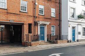 Olive Tale - From 225 Per Night