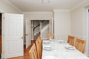 Olive Tale - From 225 Per Night