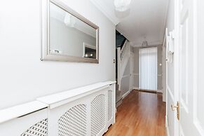 Olive Tale - From 225 Per Night