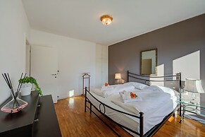 Antares150m From the Lake