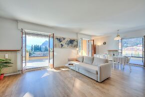 Antares150m From the Lake