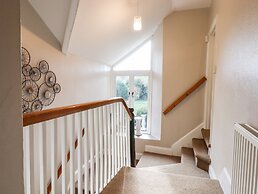 Twelve Oaks Farmhouse