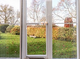 Twelve Oaks Farmhouse