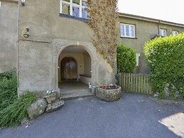 Twelve Oaks Farmhouse