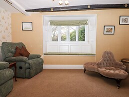 Twelve Oaks Farmhouse