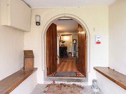 Twelve Oaks Farmhouse