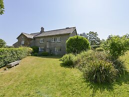 Twelve Oaks Farmhouse